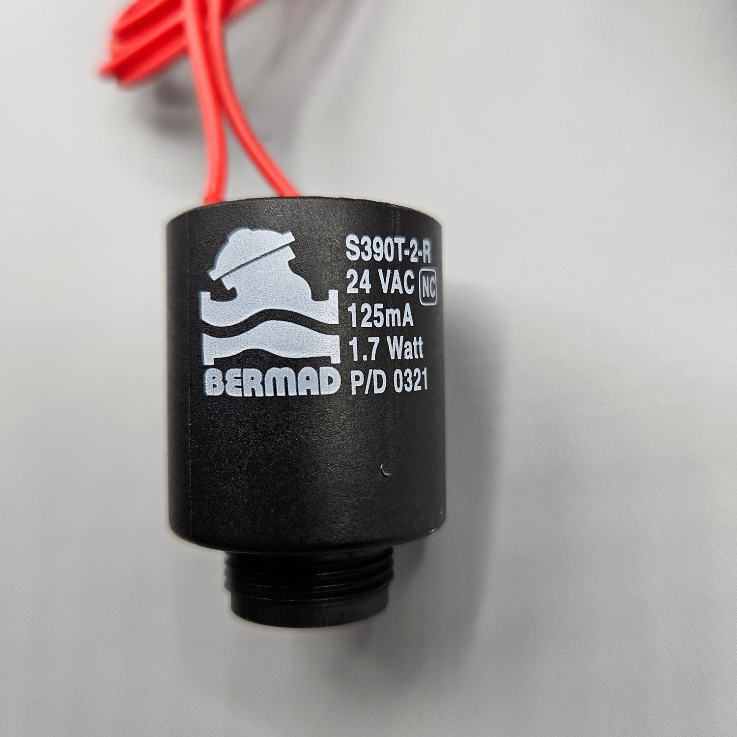 Bermad Solenoid Valve with 24v coil 1"