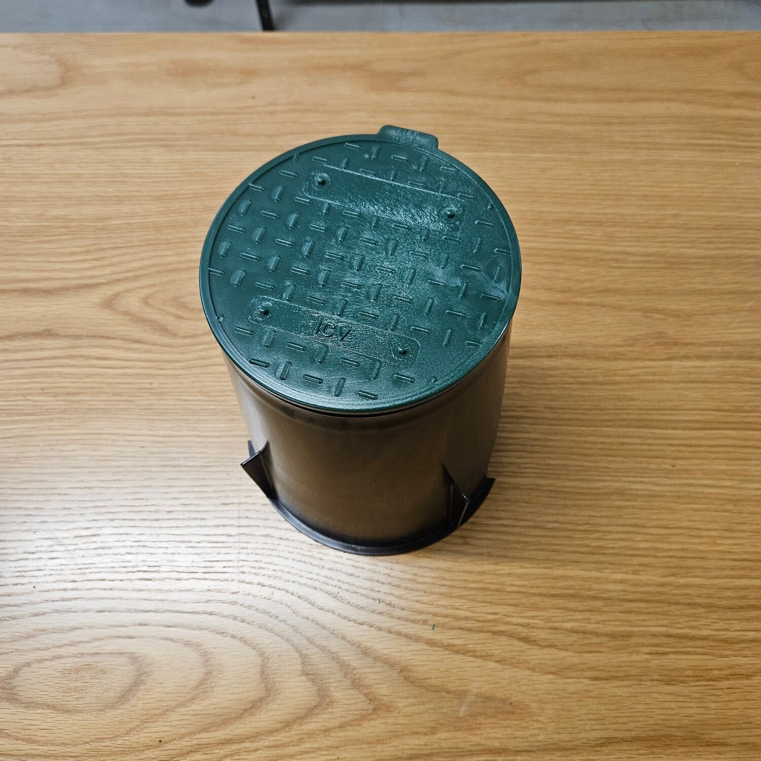 Carson Brooks 6" pot